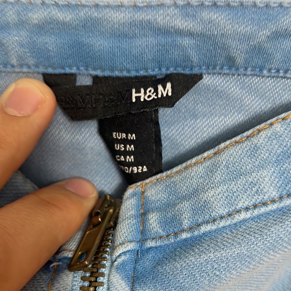 Top - Picture 2 of 3